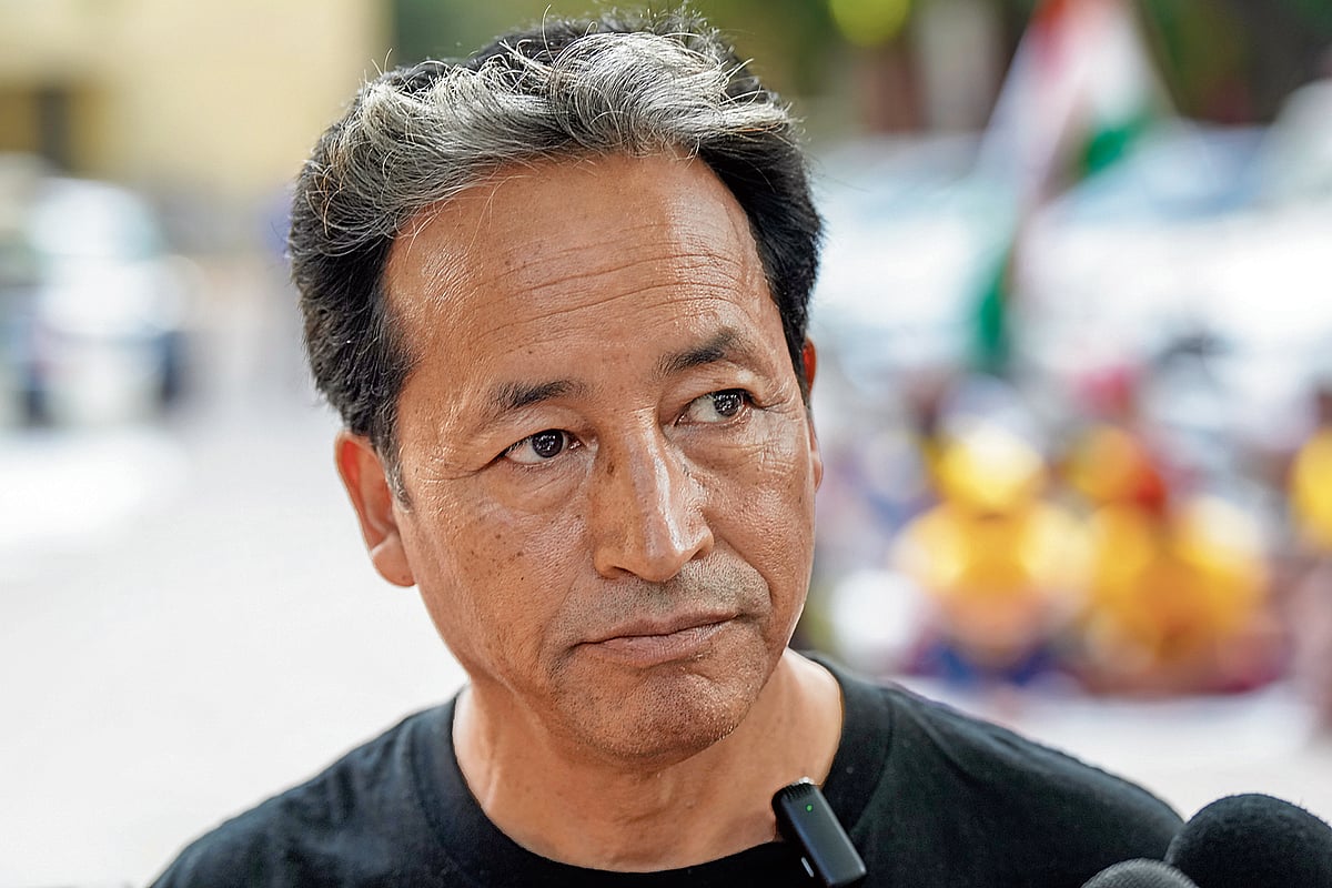 ವಾಂಗ್ಚೂಕ್‌ ಆರೋಗ್ಯ ಹದಗೆಟ್ಟಿದೆ, ಬಂಧನದ ಕುರಿತು ಯೋಚಿಸಿ: ಸುಪ್ರೀಂ ಕೋರ್ಟ್‌