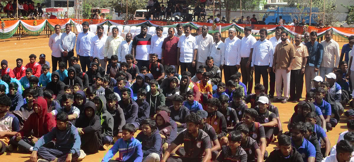 ಆನೇಕಲ್| ರಾಜ್ಯಮಟ್ಟದ ಕೊಕ್ಕೊ ಪಂದ್ಯಾವಳಿ; 24 ಬಾಲಕ, 15 ಬಾಲಕಿಯರ ತಂಡಗಳು ಭಾಗಿ