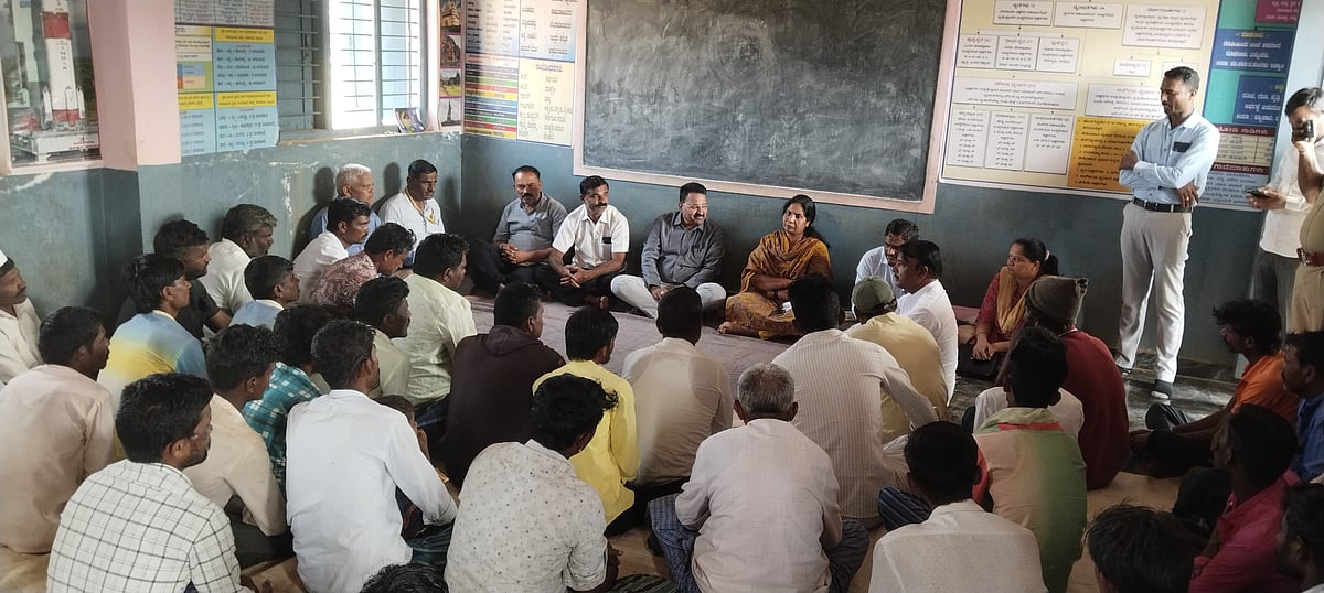 ಯಲಬುರ್ಗಾ: ಚಿಕ್ಕಬನ್ನಿಗೋಳ ಗ್ರಾಮದಲ್ಲಿ ಬಿಸಿಊಟ ಸೇವಿಸಿ ಮಕ್ಕಳು ಅಸ್ವಸ್ಥ