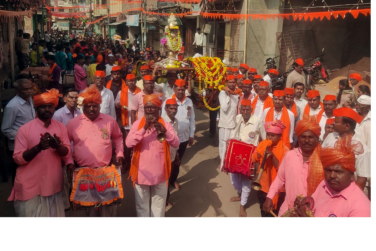 ಬನಶಂಕರಿ ಜಾತ್ರೆ ಸಂಭ್ರಮ: ದೇವಿಯ ಮೂರ್ತಿ ಮೆರವಣಿಗೆ, ಪಲ್ಲಕ್ಕಿ ಉತ್ಸವ