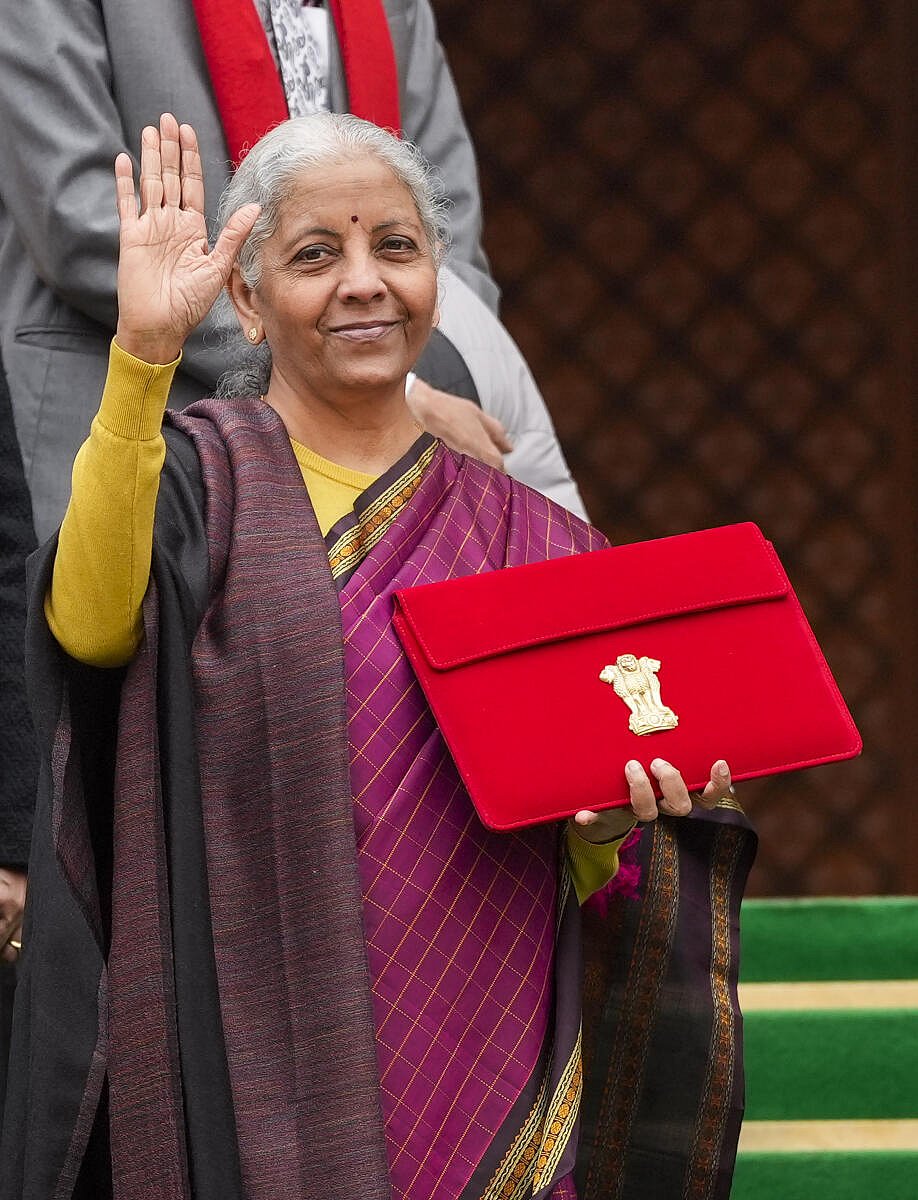 ಬಜೆಟ್ 2026 | ವಿದೇಶಿ ಪ್ರವಾಸ, ಶಿಕ್ಷಣ, ಚಿಕಿತ್ಸೆ ಅಗ್ಗ: ಟಿಸಿಎಸ್‌ನಲ್ಲಿ ಇಳಿಕೆ