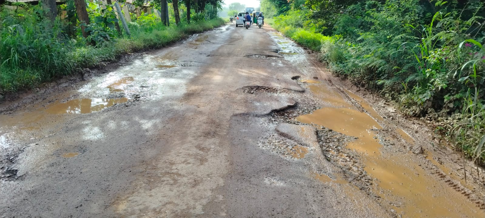 ಮಳೆ ಬಂತು ಎಂದರೆ ರಸ್ತೆಗಳ ಸ್ಥಿತಿ ಕಮ್ಮಸಂದ್ರ ಗಂಗಾವರ ರಸ್ತೆ (ಸಂಗ್ರಹಿತ ಚಿತ್ರ)