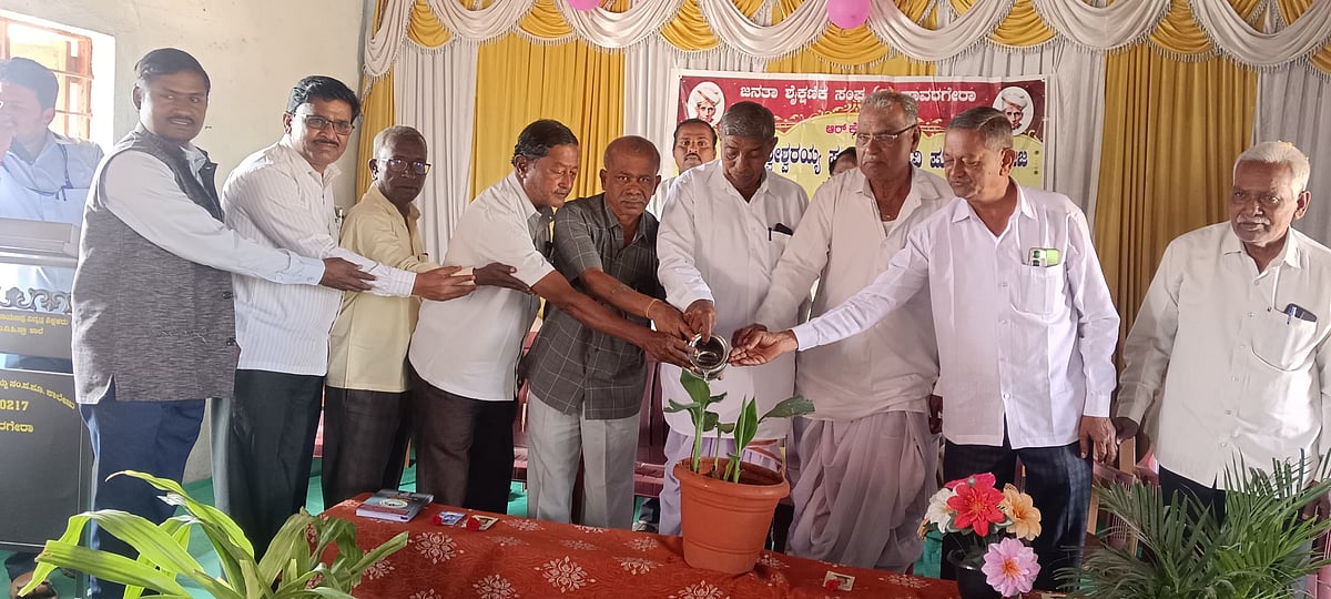 ತಾವರಗೇರಾ: ಪಿಯುಸಿ ವಿದ್ಯಾರ್ಥಿಗಳ ಬೀಳ್ಕೊಡುಗೆ