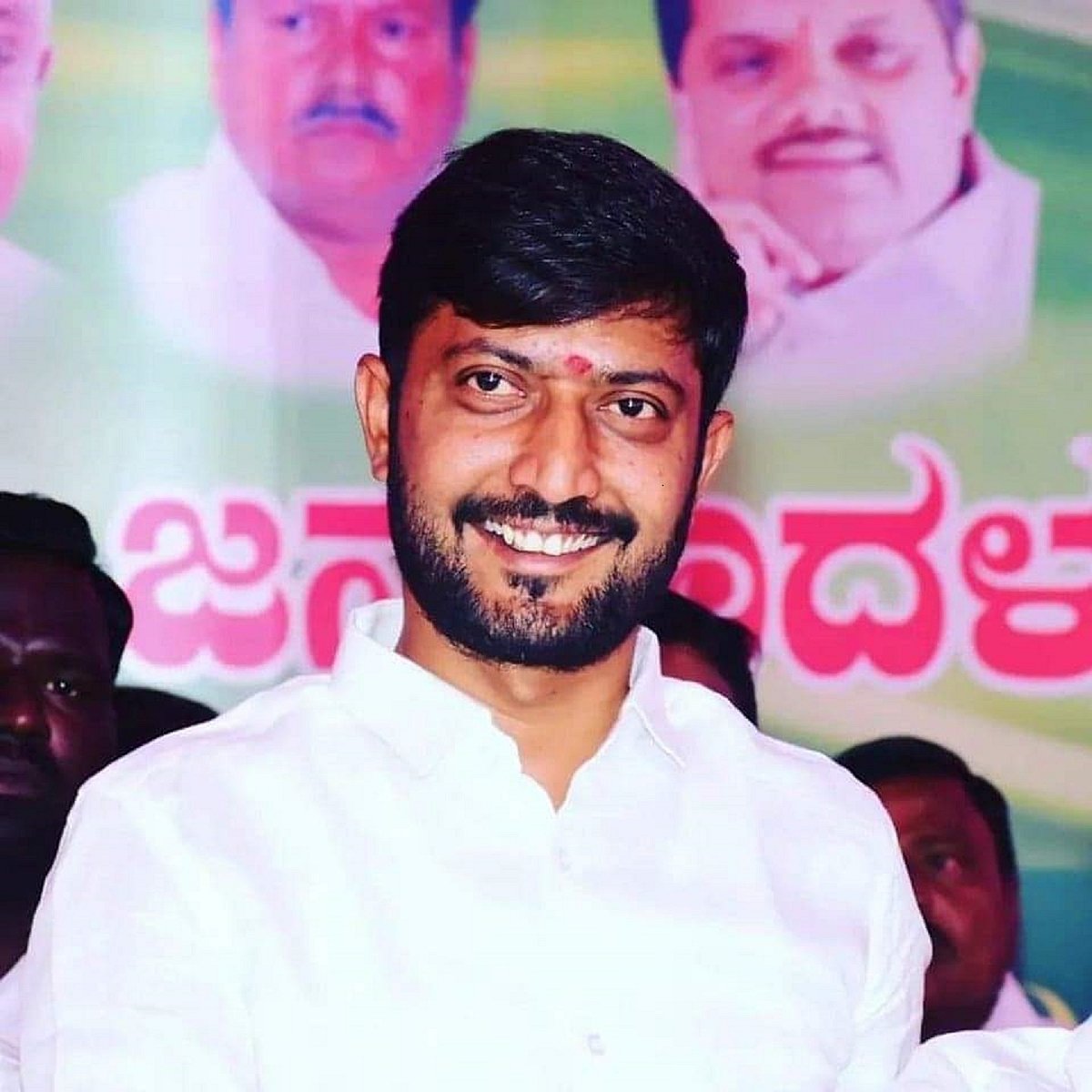 ಸಚಿವ ಖರ್ಗೆ ಭೇಟಿ ನೀಡಿ, ಸಭೆ ನಡೆಸಲಿ: ಶರಣಗೌಡ ಕಂದಕೂರ