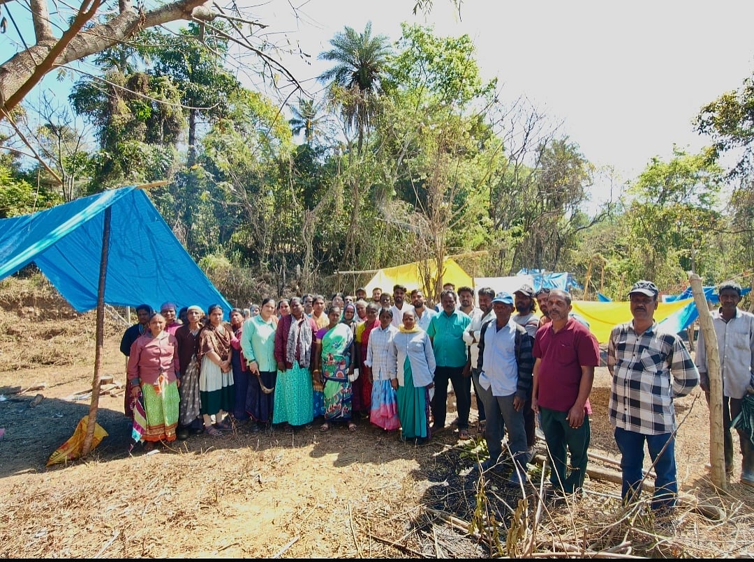 ಆಲ್ದೂರು: ಶೀಘ್ರ ಹಕ್ಕುಪತ್ರ ವಿತರಿಸಲು ಒತ್ತಾಯ