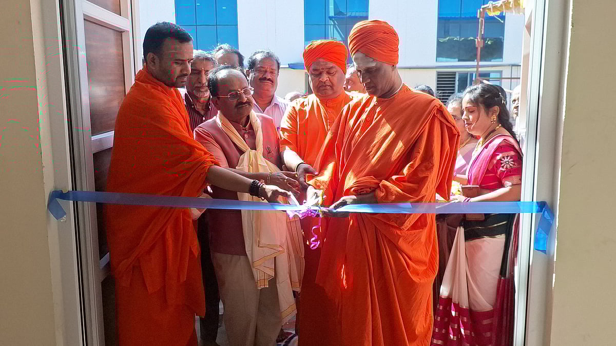 ಮುಗಬಾಳ | ಶಾಂತಿ ಕಸಿದ ಮೂಢನಂಬಿಕೆ: ಸಿದ್ಧಲಿಂಗ ಸ್ವಾಮೀಜಿ 