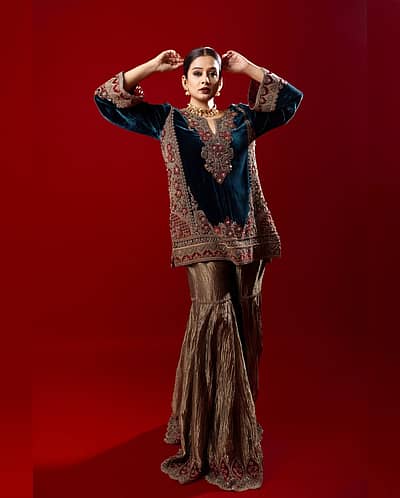 'ಬಾಜಿರಾವ್ ಮಸ್ತಾನಿ' ಸಿನಿಮಾ ಬಳಿಕ ಈ ಡ್ರೆಸ್‌ಗೆ ಮಸ್ತಾನಿ ಡ್ರೆಸ್‌ ಎಂದೇ ಕರೆಯಲಾಗುತ್ತಿದೆ. 