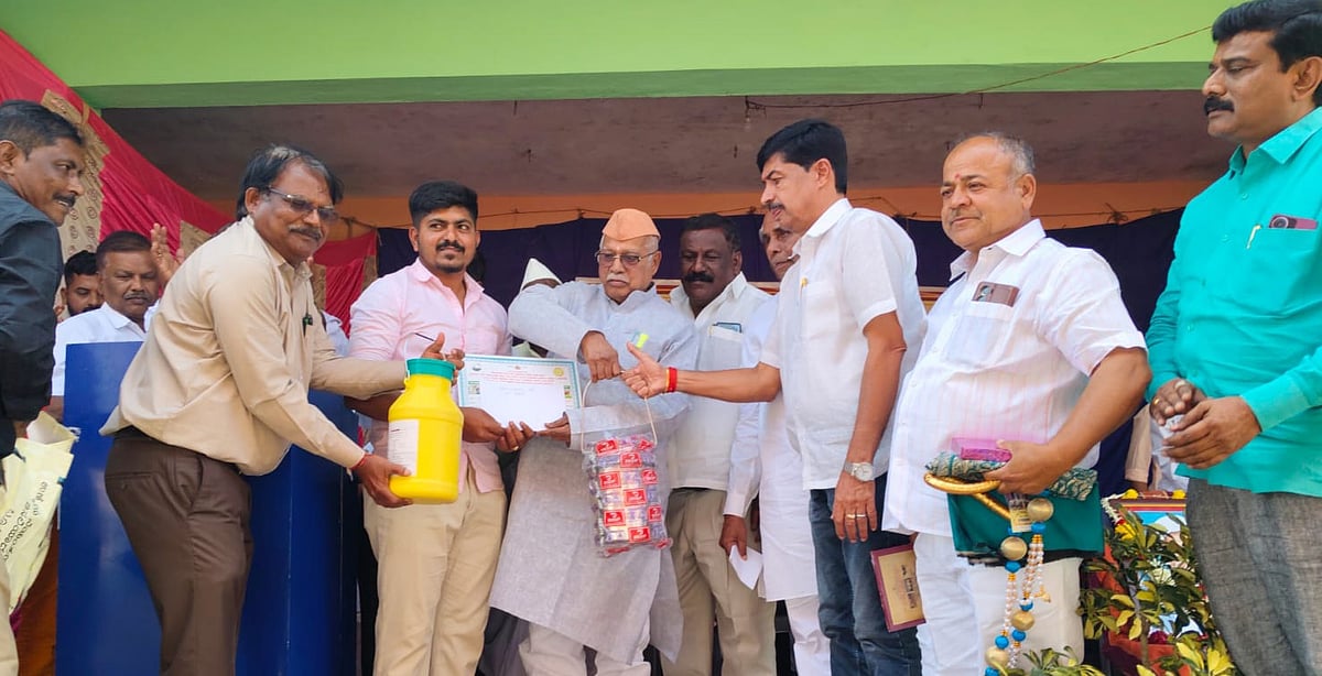 ಮುಳಗುಂದ | ಉತ್ತಮ ಆದಾಯ ನೀಡುವ ಹೈನೋದ್ಯಮ: ಡಿ.ಆರ್‌.ಪಾಟೀಲ