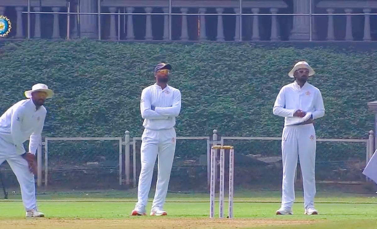 Ranji| ಕನ್ನಡಿಗರ ವೇಗದ ದಾಳಿಗೆ ತತ್ತರಿಸಿದ ಮುಂಬೈ: ಅಲ್ಪಮೊತ್ತಕ್ಕೆ ಅಲೌಟ್