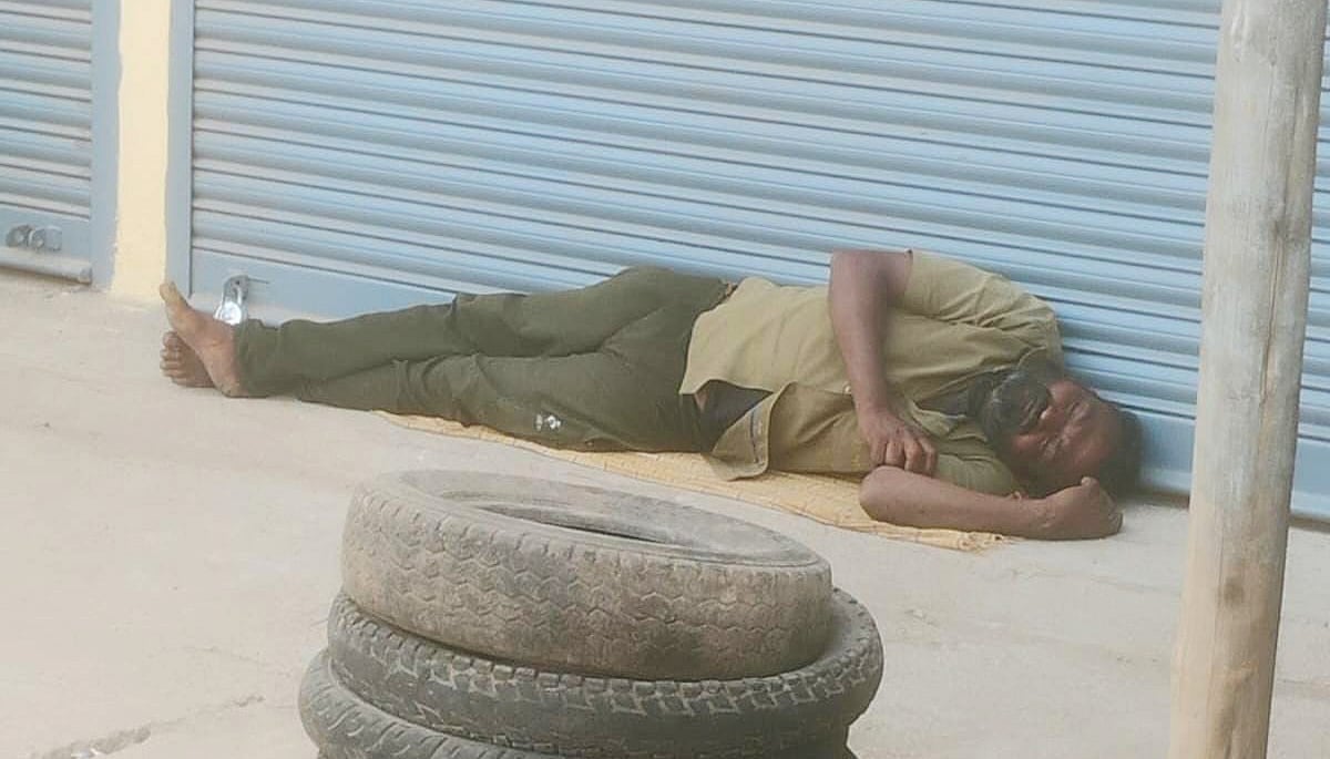 ಸ್ವಚ್ಛತಾ ಕೆಲಸಗಾರರಿಗೆ ಕೌನ್ಸೆಲಿಂಗ್‌ ಮಾಡಿಸಿ:  ಸಾರ್ವಜನಿಕರ ಆಗ್ರಹ