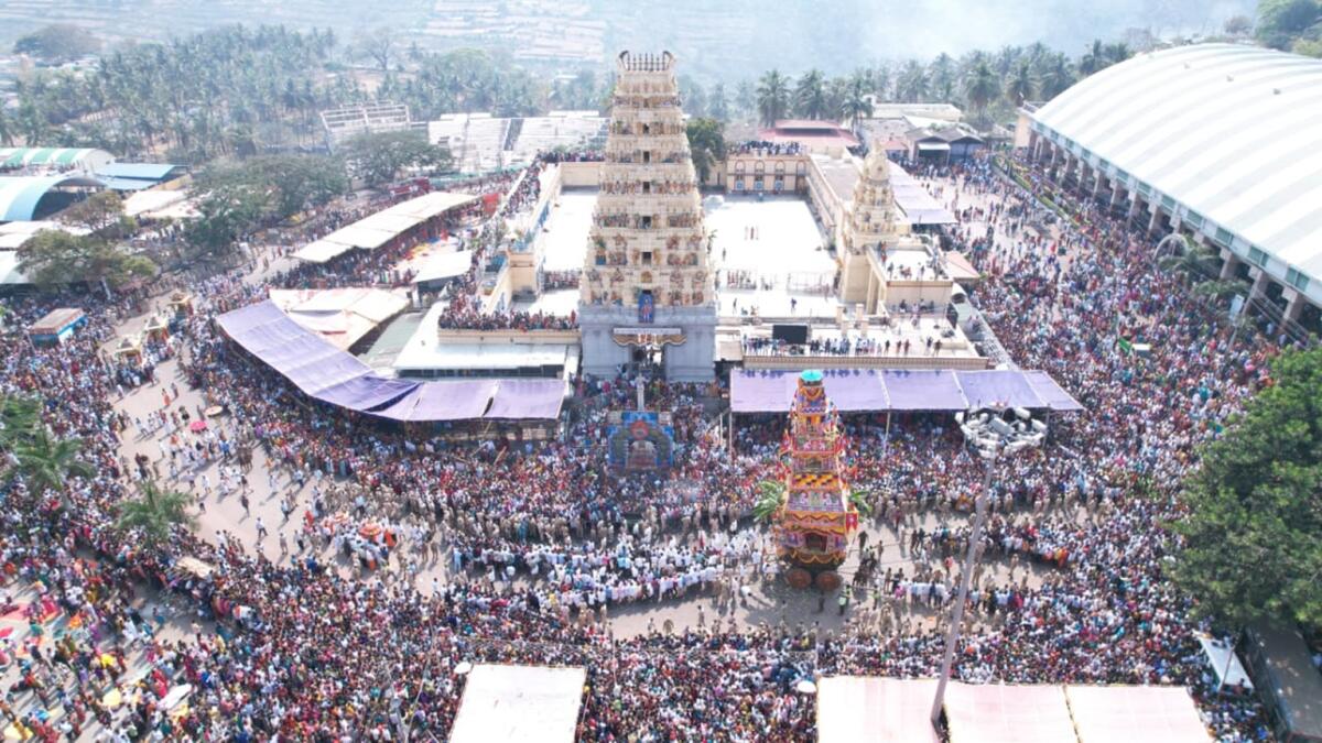 ಮಲೆ ಮಹದೇಶ್ವರ ಸ್ವಾಮಿ ದೇವಾಲಯದಲ್ಲಿ ಶಿವರಾತ್ರಿ ಜಾತ್ರಾ ಮಹೋತ್ಸವ ಅಂಗವಾಗಿ ನಡೆಯುವ ರಥೋತ್ಸವ (ಸಂಗ್ರಹ ಚಿತ್ರ)