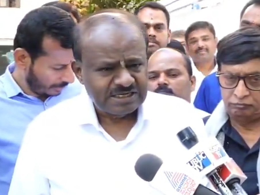 ಮೆಟ್ರೊ ದರ ನಿಗದಿ ಅಧಿಕಾರ ಇವರಿಗಿದೆಯೋ ಅವರಿಗಿದೆಯೋ?: ಕುಮಾರಸ್ವಾಮಿ