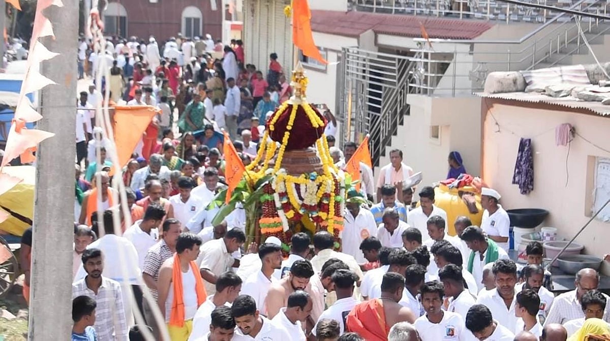 ಲೋಕಾಪುರ | ಸಂಭ್ರಮದ ರಥೋತ್ಸವ