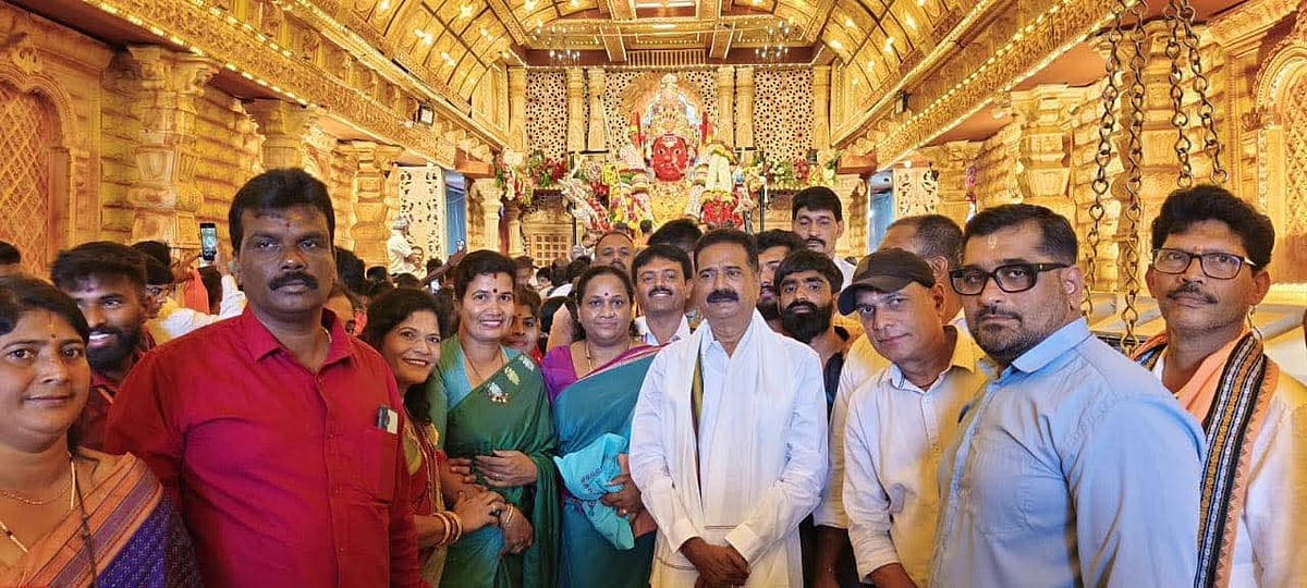 ಸಾಗರ| ಮಾರಿಕಾಂಬಾ ಜಾತ್ರೆಯ 6ನೇ ದಿನ ಭಕ್ತಸಾಗರ; ದರ್ಶನ ಪಡೆದ ವಿವಿಧ ಗಣ್ಯರು