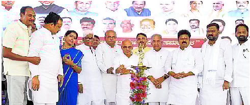 ರಾಯಚೂರು | ಗ್ಯಾರಂಟಿಗಳಿಂದ ಮಹಿಳೆಯರ ಸಬಲೀಕರಣ: ಎಚ್.ಎಂ.ರೇವಣ್ಣ