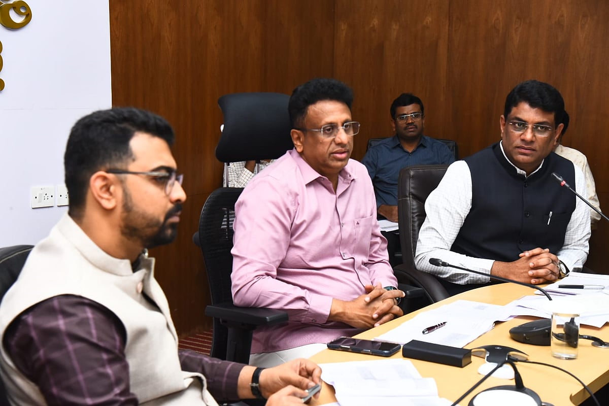 ಕಂದಾಯ ಗ್ರಾಮ ‌| 30 ಸಾವಿರ ಹಕ್ಕುಪತ್ರ ಗುರಿ: ಸಚಿವ ಡಾ.ಎಂ.ಸಿ.ಸುಧಾಕರ್