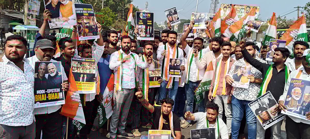 ಚನ್ನಪಟ್ಟಣ: ಪ್ರಧಾನಿ ಮೋದಿ ನಡೆ ಖಂಡಿಸಿ ಕಾಂಗ್ರೆಸ್ ಪ್ರತಿಭಟನೆ