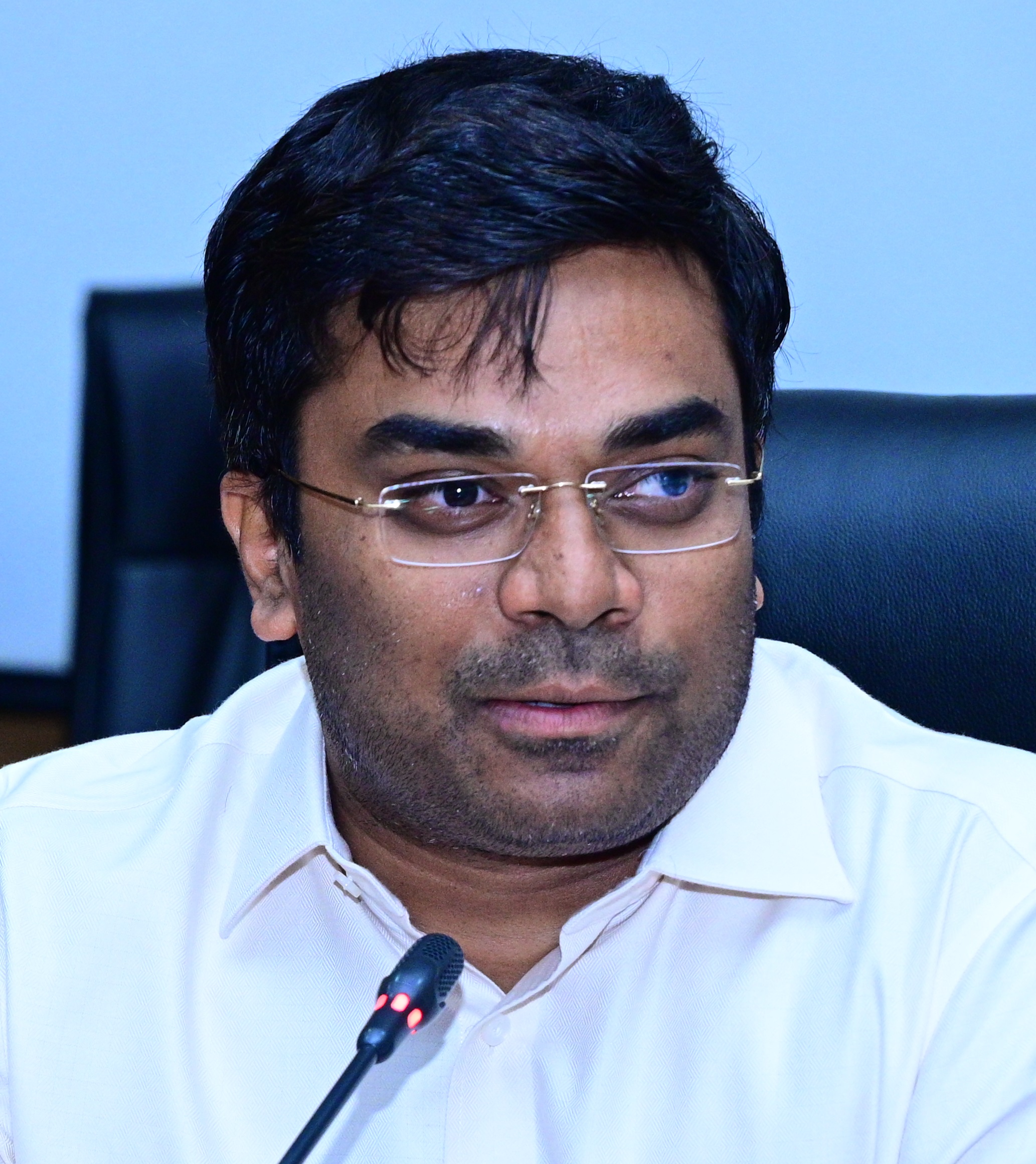 ಯಶವಂತ್ ವಿ. ಗುರುಕರ್ ಜಿಲ್ಲಾಧಿಕಾರಿ ಬೆಂಗಳೂರು ದಕ್ಷಿಣ ಜಿಲ್ಲೆ