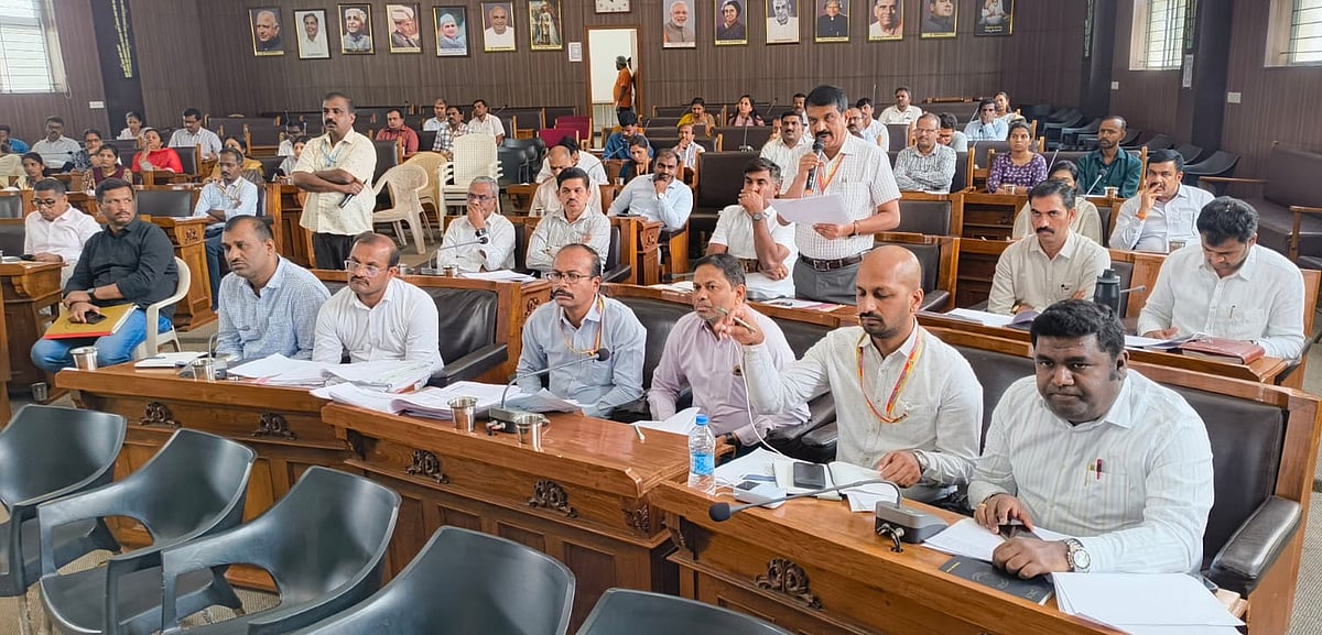 ನಿರುದ್ಯೋಗ ನಿವಾರಣೆಗೆ ತರಬೇತಿ ನೀಡಿ: ಮನೋಜ್ ಕುಮಾರ್ ಮೀನಾ ಸೂಚನೆ