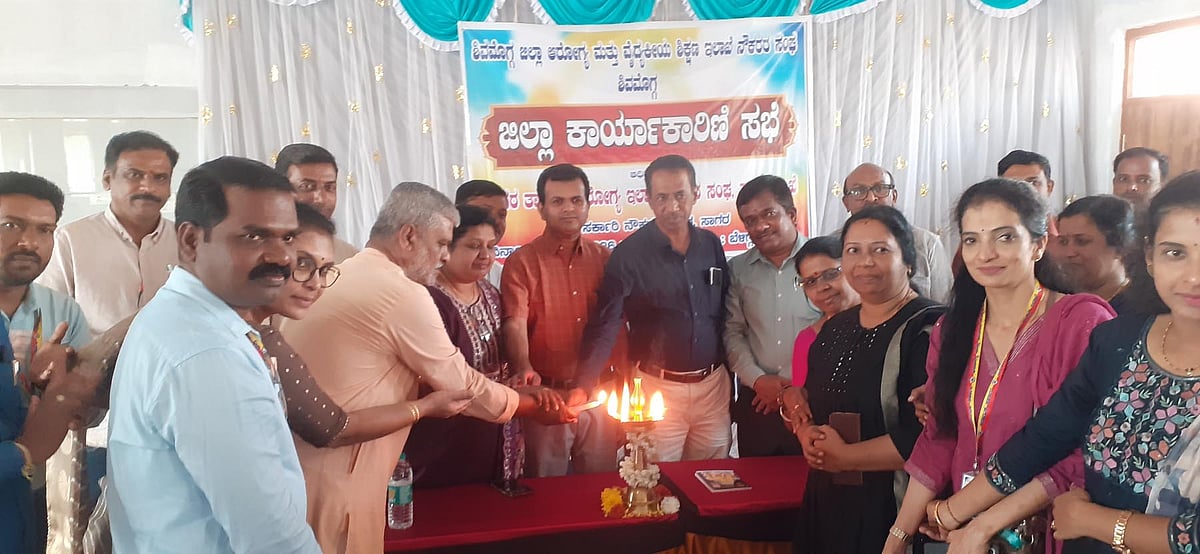 ಶಿವಮೊಗ್ಗ: ಸವಾಲುಗಳ ನಡುವೆ ಆರೋಗ್ಯ ಇಲಾಖೆ ನೌಕರರ ಕೆಲಸ