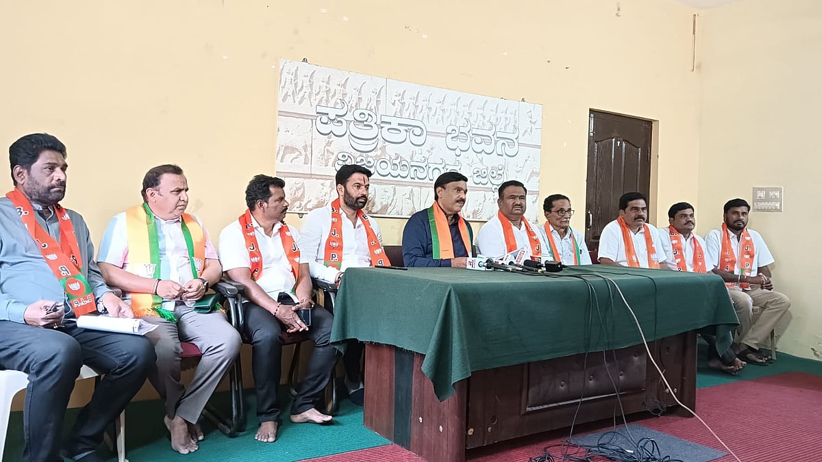 ಹೈಕಮಾಂಡ್ ಹೆಸರು ಹೇಳುತ್ತ, ಕುರ್ಚಿಗೆ ಅಂಟಿಕೊಂಡಿರುವ ಸಿಎಂ: ಜನಾರ್ದನ ರೆಡ್ಡಿ