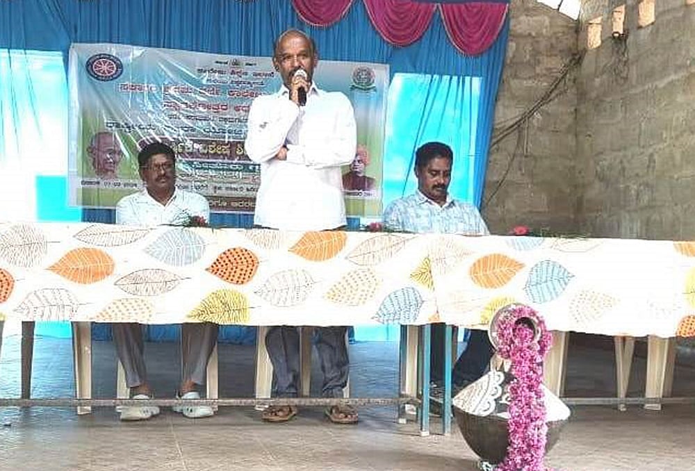 ಜೀವಾಮೃತ ಬೇಸಾಯದಿಂದ ಕಡಿಮೆ ಖರ್ಚಿನಲ್ಲಿ ಹೆಚ್ಚು ಬೆಳೆ: ಮಾವಿನ ಹಿತ್ತಲು ನಾರಾಯಣ