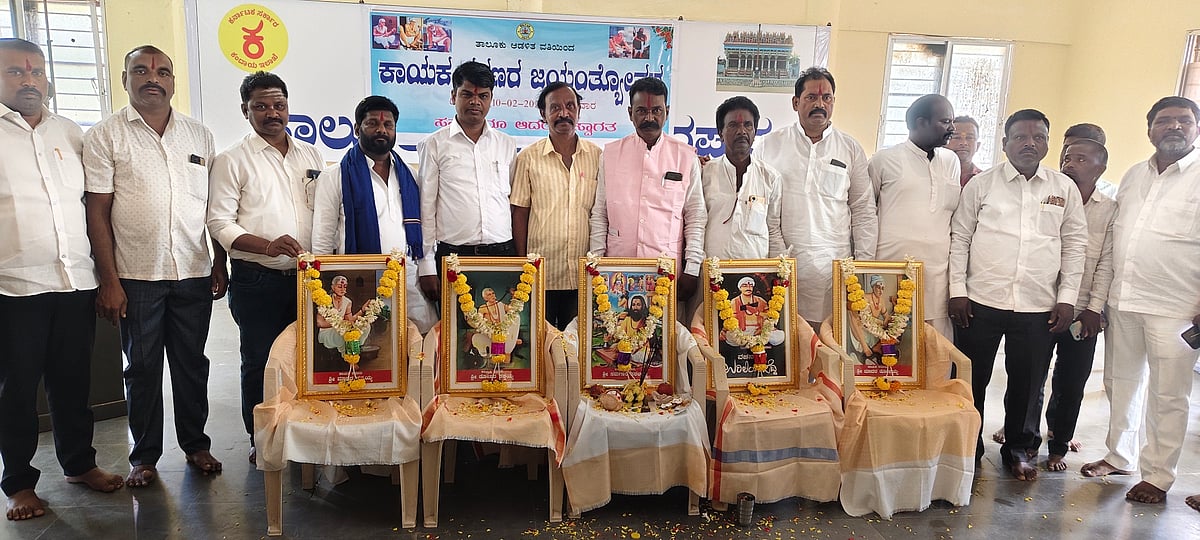 ಸುರಪುರ| ಕಾಯಕ ಶರಣರ ದಾರಿಯಲ್ಲಿ ಸಾಗೋಣ: ತಹಶೀಲ್ದಾರ್ 