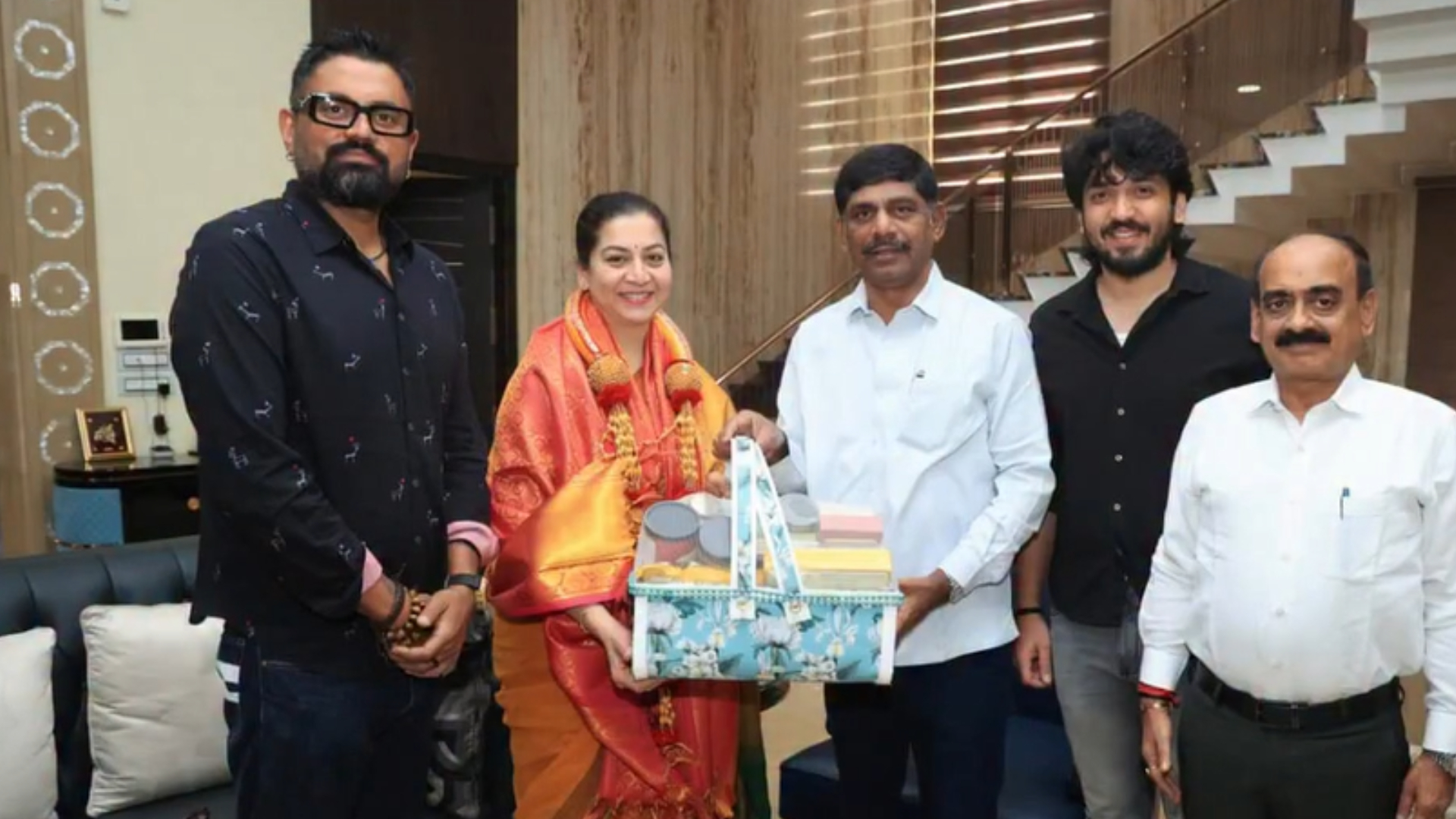  ನಟಿ ಸುಧಾರಾಣಿ, ಡಿಕೆ ಸುರೇಶ್ 