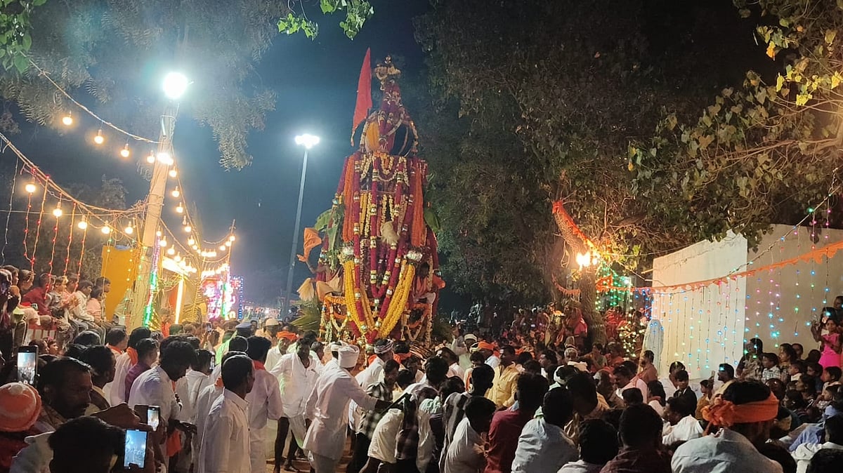 ಹಟ್ಟಿ ಚಿನ್ನದ ಗಣಿ: ದುರ್ಗಾದೇವಿ ರಥೋತ್ಸವ ಸಂಭ್ರಮ