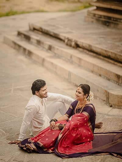  ‘ನಮ್ಮ ಮನೆಯ ಮೆಟ್ಟಿಲಿನ ಮೇಲೆ ನಡೆದ ಮೊದಲ ಮಾತುಕತೆಯಲ್ಲೇ ನಿರ್ಧಾರ ಮಾಡಿದ್ದೆವು. ಈ ದಿನದಿಂದ ಮುಂದೆ, ಒಂದಾಗಿ ಒಂದೇ ಮನಸ್ಸಾಗಿ ಜೀವನ ಸಾಗಿಸುತ್ತೇವೆ’ ಎಂದು ನಿಶಿತ್ ಬರೆದುಕೊಂಡಿದ್ದಾರೆ.