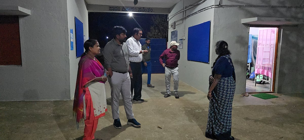 ಗೌರಿಬಿದನೂರು: ವಿದ್ಯಾರ್ಥಿಗೆ ಥಳಿಸಿದ ವಸತಿ ಶಾಲೆಯ ಅಡುಗೆ ಸಿಬ್ಬಂದಿ ಪತಿ