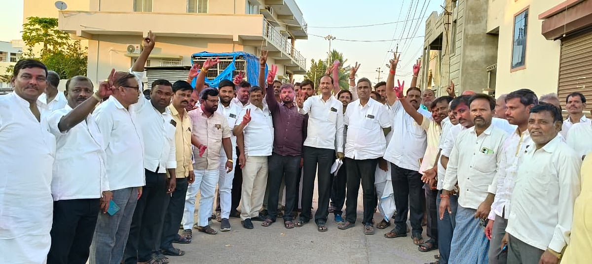 ಲಿಂಗಸುಗೂರು | ಪಿಕಾರ್ಡ್‌ ಬ್ಯಾಂಕ್: 11 ನಿರ್ದೇಶಕ ಸ್ಥಾನಗಳಿಗೆ ಚುನಾವಣೆ