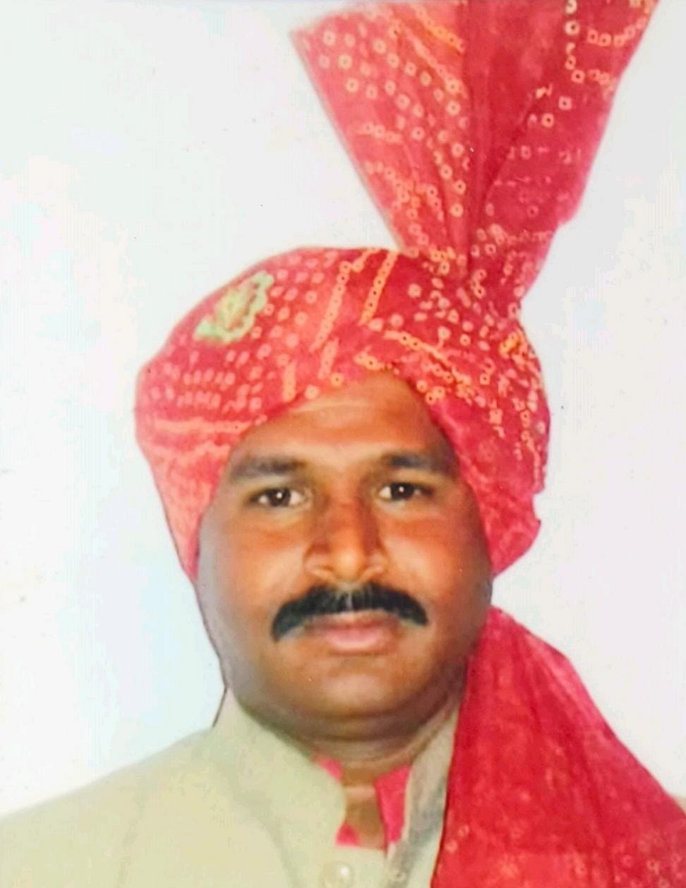 ದೈಹಿಕ ಶಿಕ್ಷಕ ಮುತ್ತಪ್ಪಗೆ ಜಾನಪದ ಲೋಕ ಪ್ರಶಸ್ತಿ