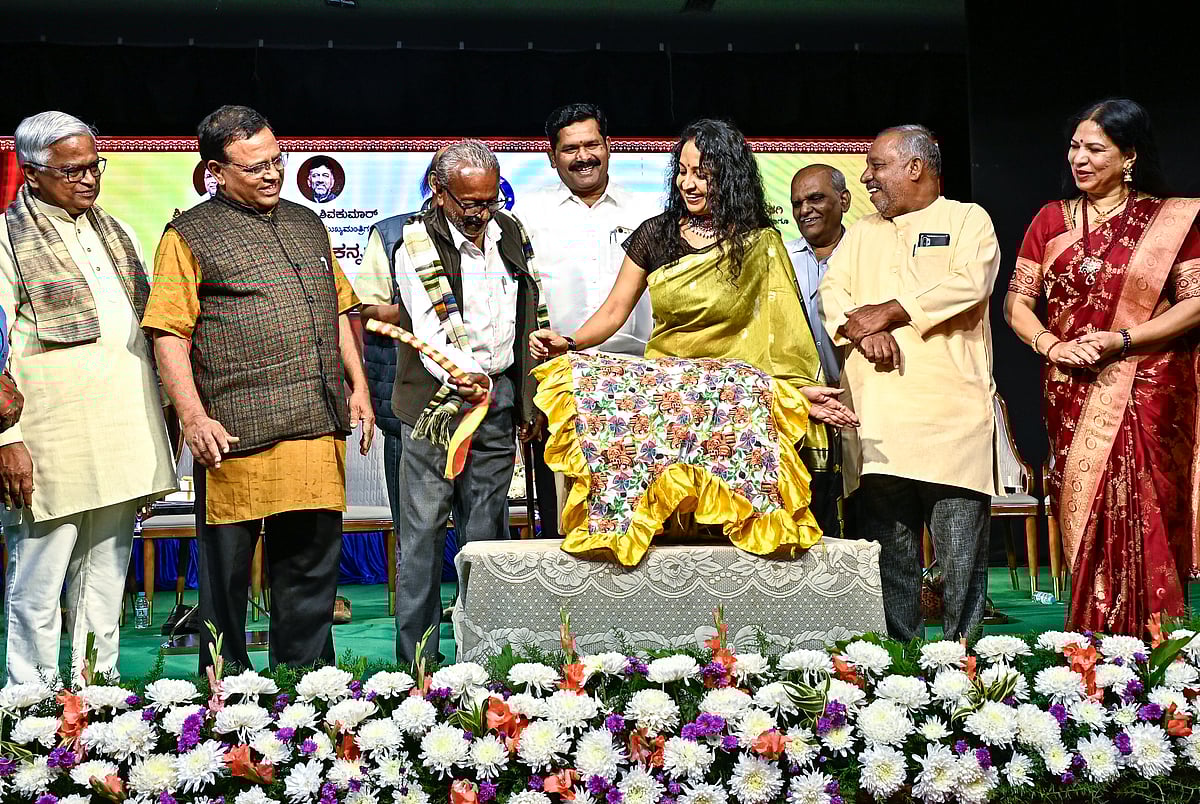 ಪ್ರಾಣಕ್ಕೆ ಕುತ್ತು ತರುತ್ತಿರುವ ಮೊಬೈಲ್‌ ಗೀಳು: ಸಚಿವ ಶಿವರಾಜ ತಂಗಡಗಿ