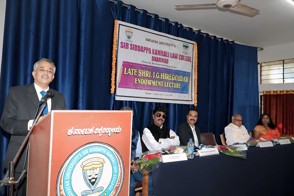 ಪರಿಶ್ರಮ, ಸತತ ಅಧ್ಯಯನದಿಂದ ಯಶಸ್ಸು ಸಾಧ್ಯ: ಹೈಕೋರ್ಟ್‌ ನ್ಯಾ. ಶ್ರೀಶಾನಂದ