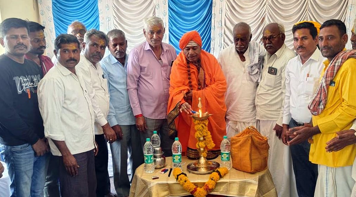 ಟಿವಿ, ಮೊಬೈಲ್‌ನಿಂದ ಮಕ್ಕಳು ದೂರವಿರಲಿ: ಚಂದ್ರಶೇಖರ ಸ್ವಾಮೀಜಿ