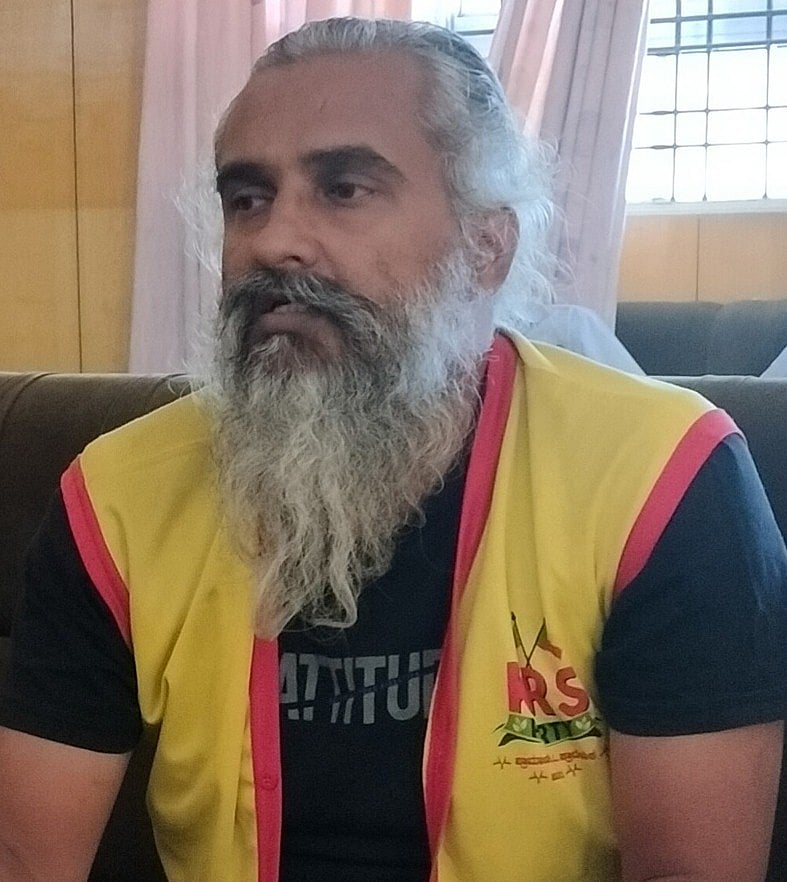 ಹಕ್ಕುಪತ್ರ ವಿತರಣೆ ಹೆಸರಲ್ಲಿ ಸಮಾವೇಶ ಏಕೆ: ರಘುಪತಿ ಭಟ್‌ ಪ್ರಶ್ನೆ