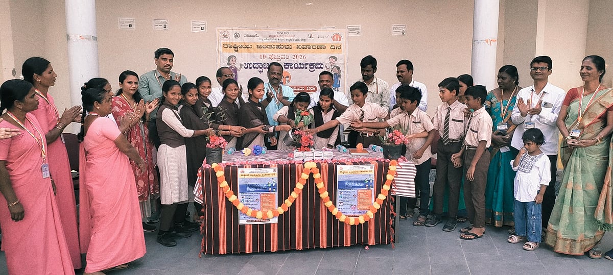 ಜಂತುಹುಳು ನಿವಾರಣಾ ದಿನಾಚರಣೆ, ಮಾತ್ರೆ ವಿತರಣೆ