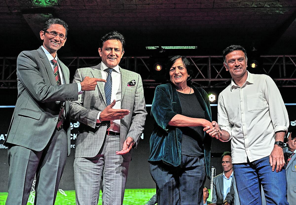 Chinnaswamy Stadium: ‘ಚಿನ್ನ’ದ ನೆನಪಲ್ಲಿ ತೇಲಿದ ದಿಗ್ಗಜರು