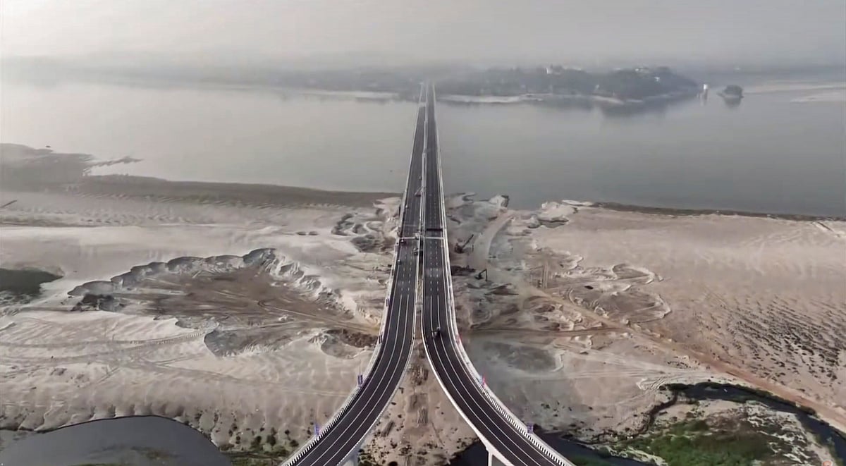 ಗುವಾಹಟಿ: ಬ್ರಹ್ಮಪುತ್ರ ಸೇತುವೆ ಉದ್ಘಾಟಿಸಿದ ನರೇಂದ್ರ ಮೋದಿ