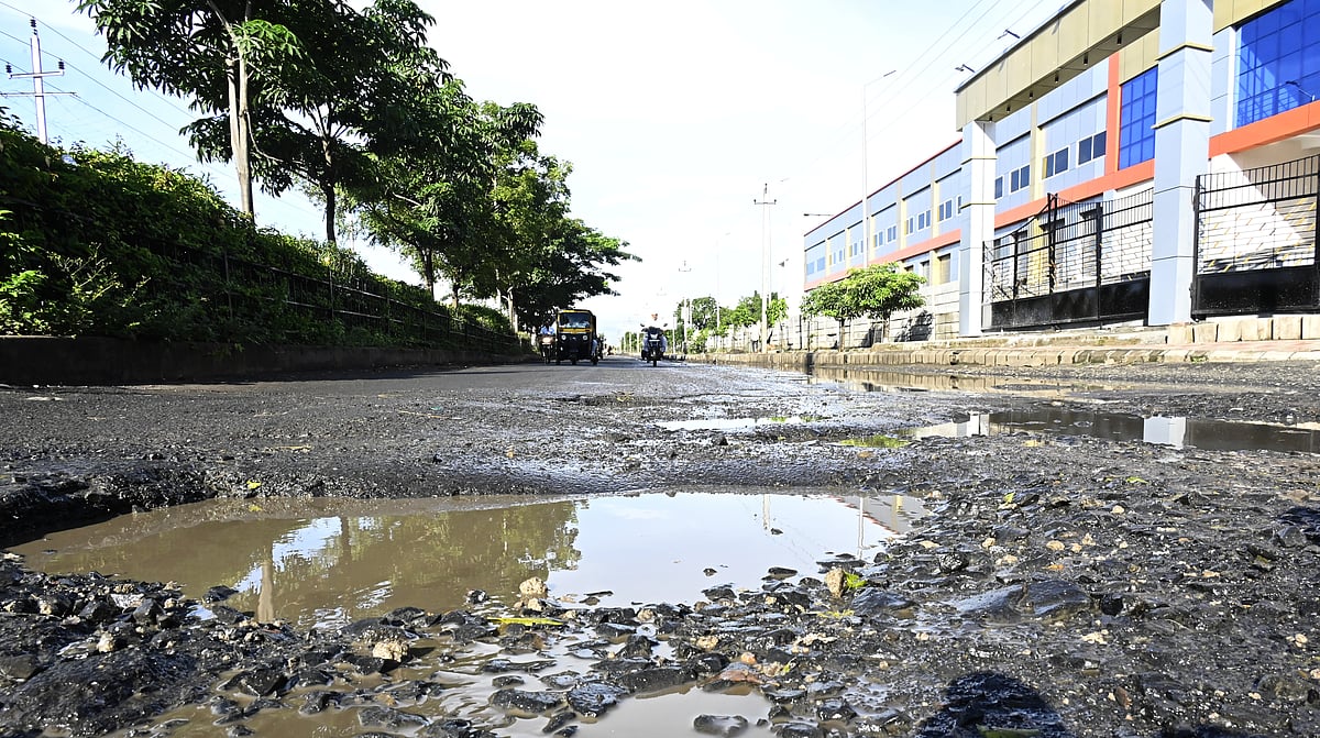 ರಸ್ತೆ ಗುಂಡಿಗಳಿಂದ ಅಪಘಾತ: ದೇಶದಲ್ಲಿ ಐದು ವರ್ಷಗಳಲ್ಲಿ 9,438 ಮಂದಿ ಸಾವು