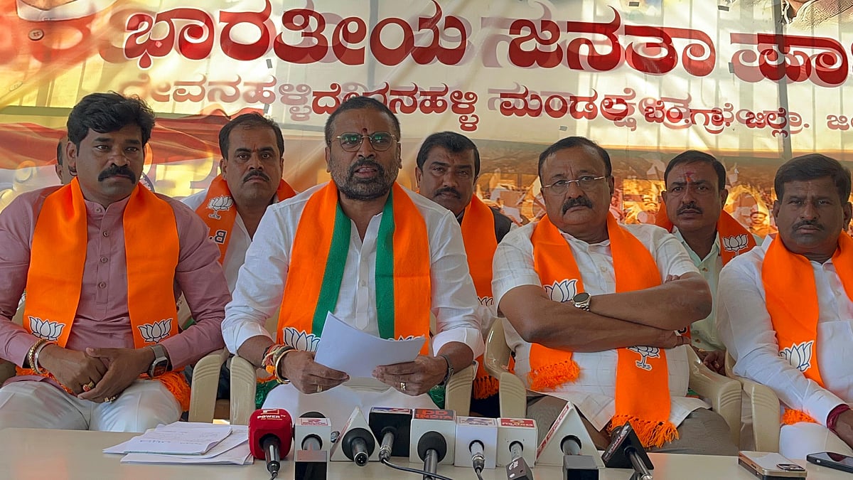 ದೇವನಹಳ್ಳಿ | ಸಾವಿರ ದಿನದಲ್ಲಿ ಅಭಿವೃದ್ಧಿ ಶೂನ್ಯ: ಮಾಜಿ ಸಂಸದ ಮುನಿಸ್ವಾಮಿ