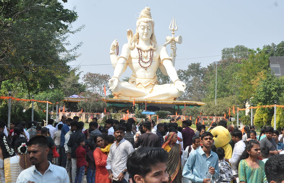 ವಿಜಯಪುರ | ಮಹಾ ಶಿವರಾತ್ರಿ: ಜಾಗರಣೆ, ಭಜನೆ, ಶಿವನಾಮ ಸ್ಮರಣೆ