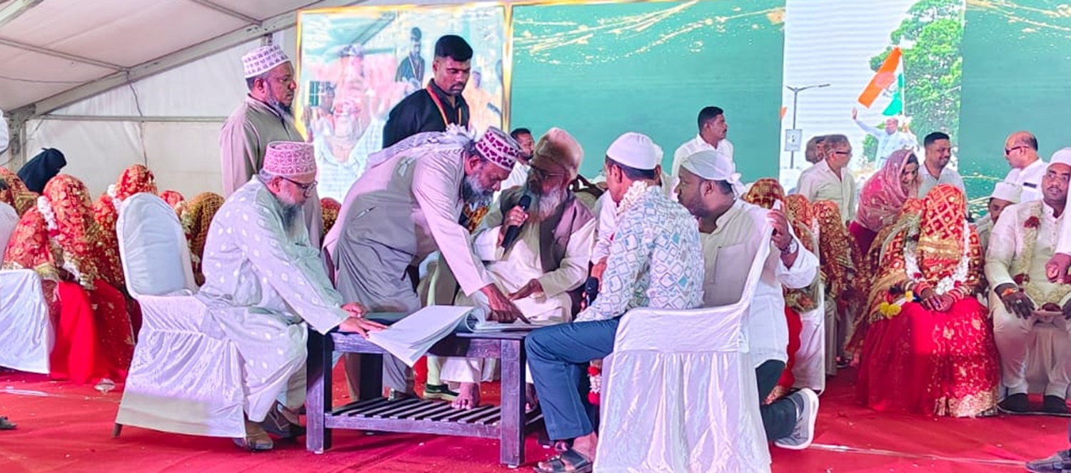 ಸಾಮೂಹಿಕ ಸರಳ ವಿವಾಹದಲ್ಲಿ ಹೊಸ ಜೀವನಕ್ಕೆ ಕಾಲಿಟ್ಟ ಜೋಡಿಗಳು