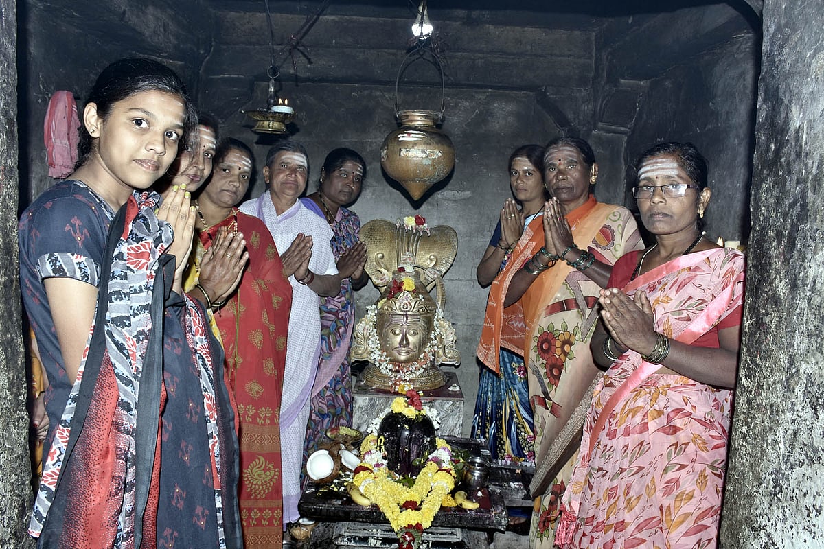 ಲಕ್ಕುಂಡಿ: ಮಹಾ ಶಿವರಾತ್ರಿ ಸಂಭ್ರಮ