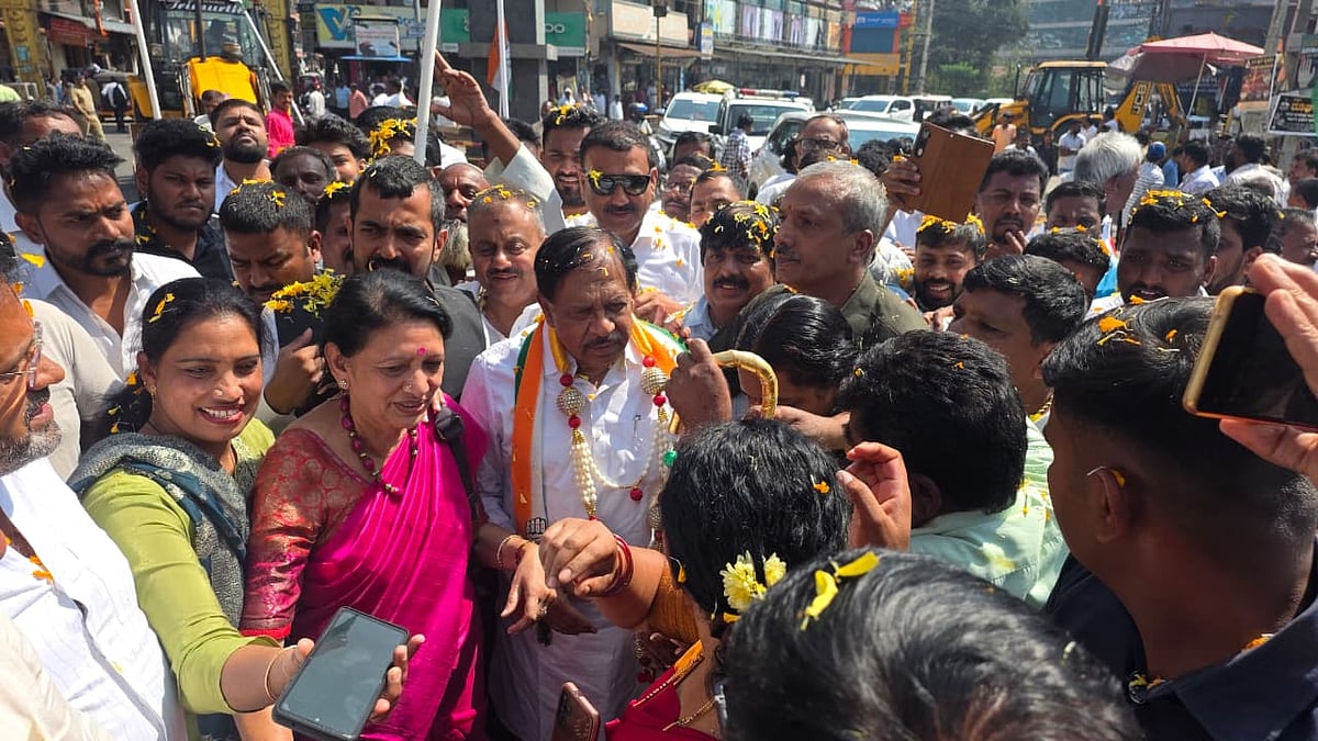 ಕುಶಾಲನಗರ: ಗೃಹ ಸಚಿವ ಡಾ.ಜಿ.ಪರಮೇಶ್ವರ್ ಅವರಿಗೆ  ಸ್ವಾಗತ