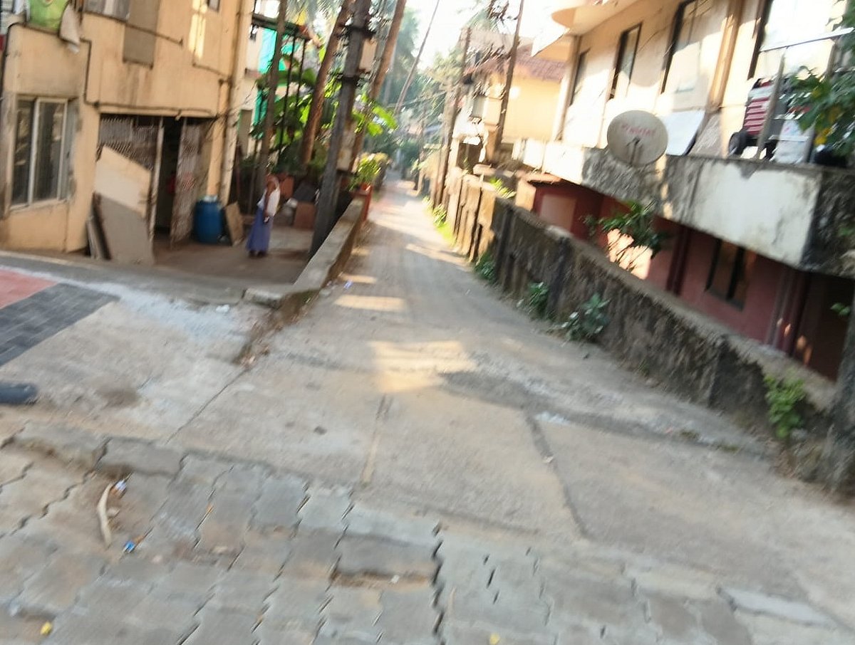 ಮಂಗಳೂರು: ಇಕ್ಕಟ್ಟು ಪ್ರದೇಶಗಳ ರಸ್ತೆಗಳ ಬಿಕ್ಕಟ್ಟು