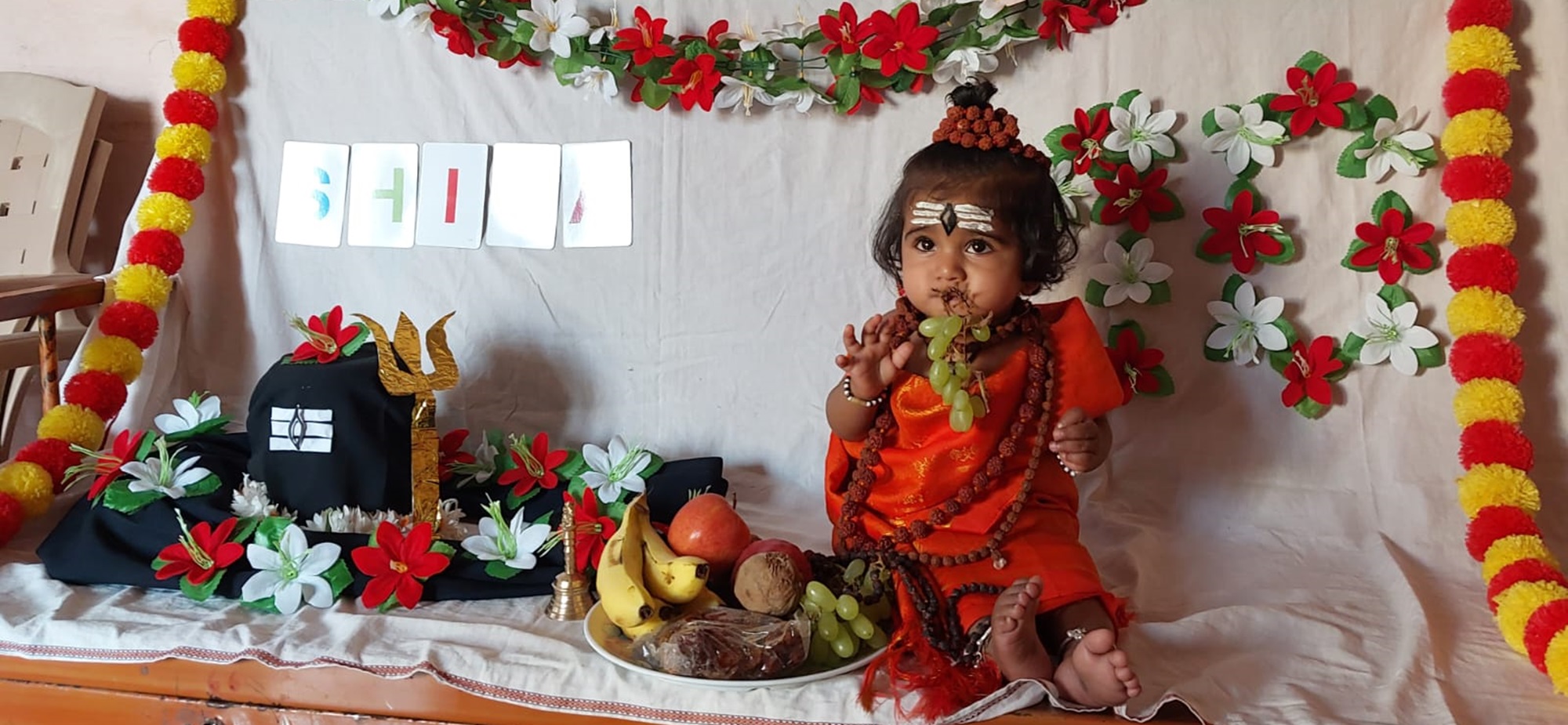 ಶಿವರಾತ್ರಿ ಅಂಗವಾಗಿ ಶಿವನ ದಿರಿಸಿನಲ್ಲಿ ಗಮನ ಸೆಳೆದ ಪುಟಾಣಿ