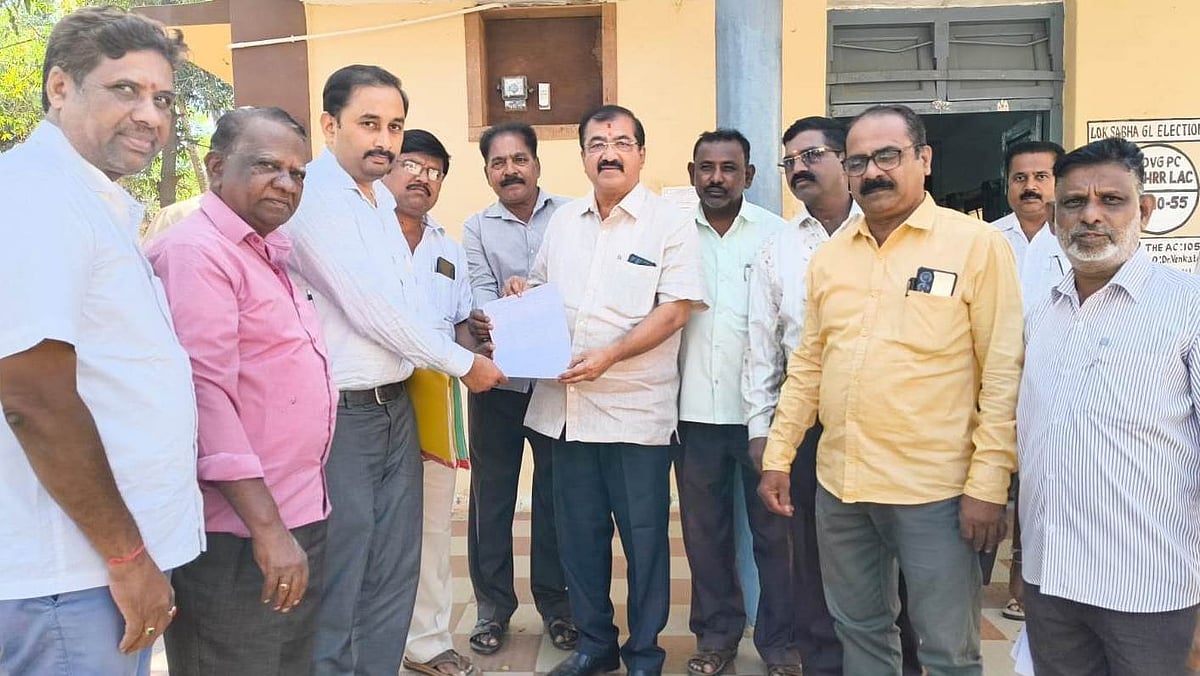 ಹರಿಹರದಲ್ಲಿ ಕನ್ನಡ ಭವನ ನಿರ್ಮಾಣ: ಮನವಿ