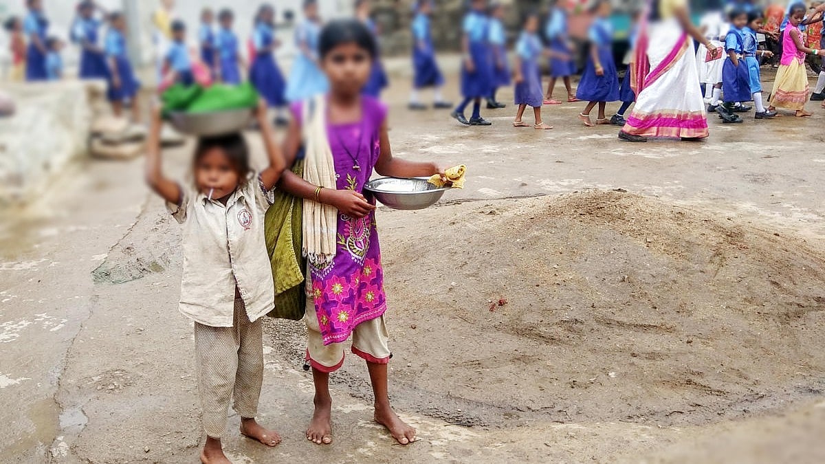 ಭಿಕ್ಷೆ ಬೇಡುತ್ತಿದ್ದ 72 ಮಕ್ಕಳ ರಕ್ಷಣೆ: ಪೋಷಕರ ಪತ್ತೆಗೆ ಅಧಿಕಾರಿಗಳ ಕ್ರಮ